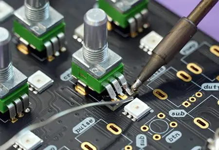 Gujing ha superato la sfida degli induttori a barra: gli strumenti per test di pressione hanno raggiunto progressi nella produzione di massa per i clienti dell'industria automobilistica